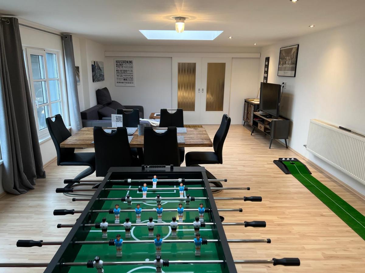 Loft Mit 2 Schlafzimmern Und E- Ladestation Lägenhet Fürth Exteriör bild