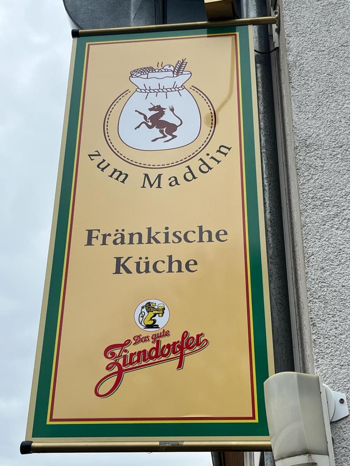 Loft Mit 2 Schlafzimmern Und E- Ladestation Lägenhet Fürth Exteriör bild